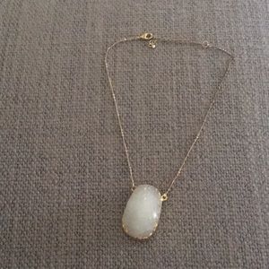 Geo necklace gold toned